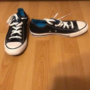 Women’s converse